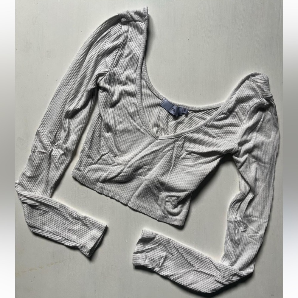 adika shirt